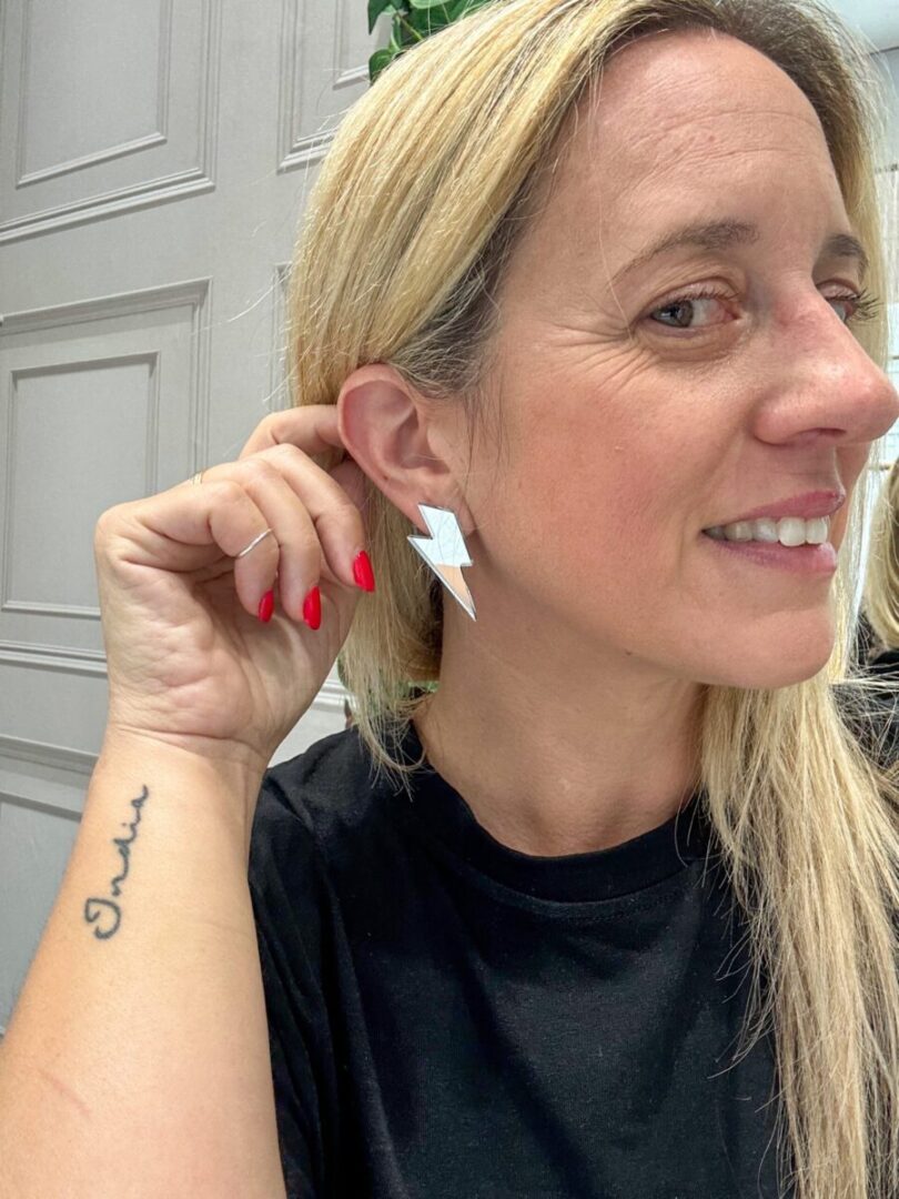 Pendientes Rayo  Mediano Plata Espejo