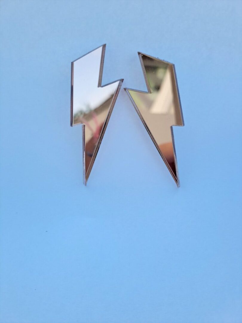 Pendientes Rayo All espejo dorado