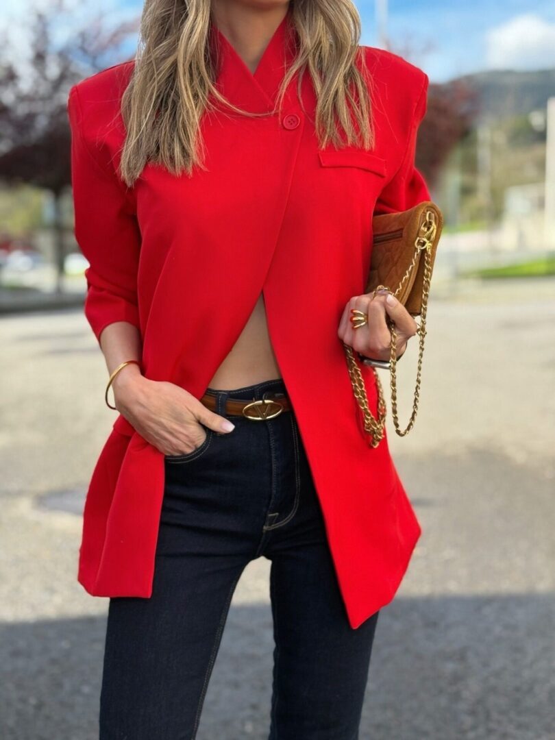 Americana Bezana Roja