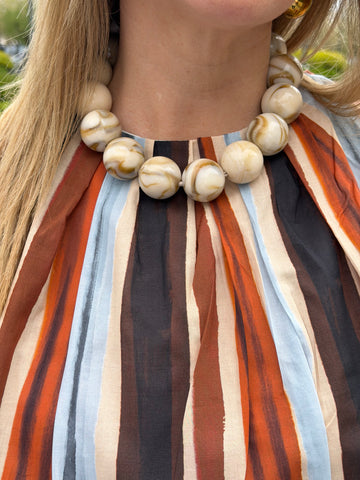 Collar Trebuesto beige