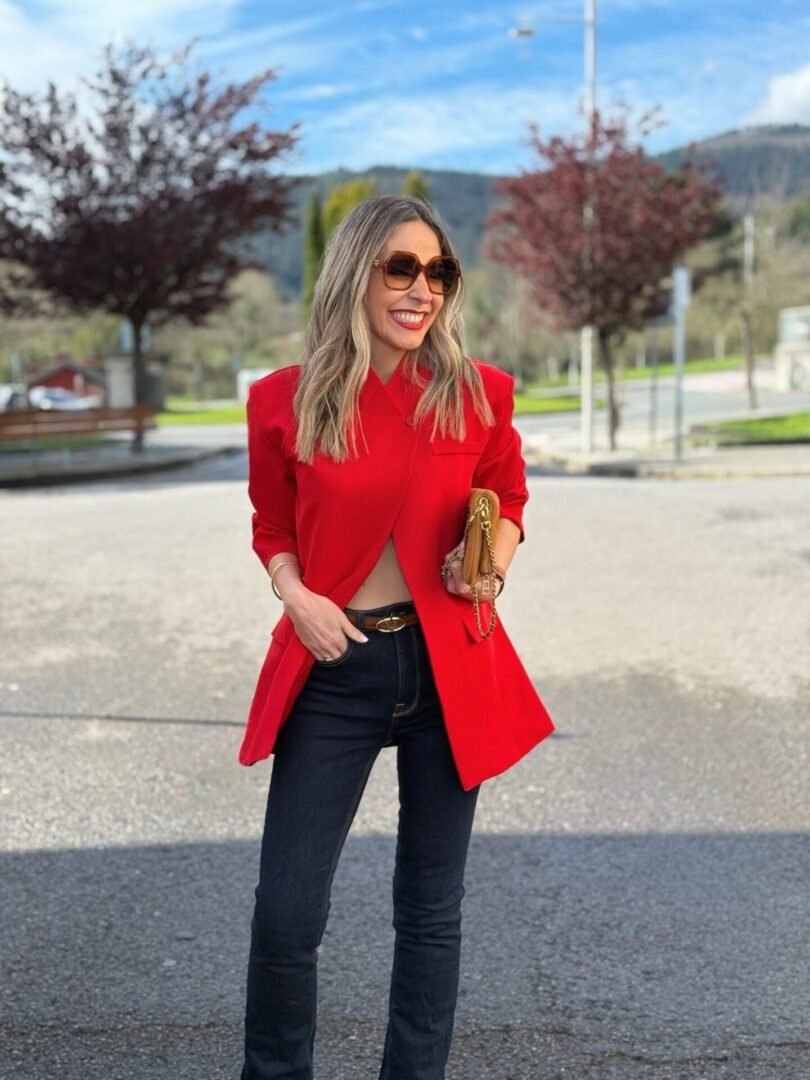 Americana Bezana Roja