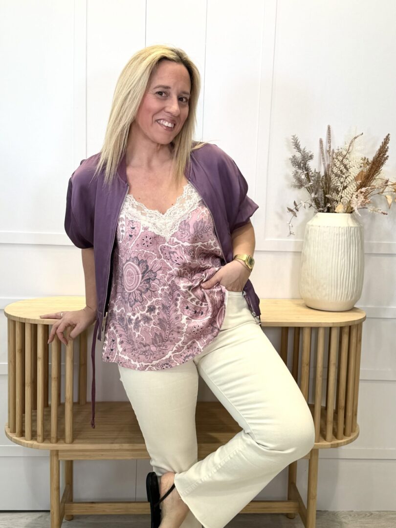 Bomber Caviedes lila